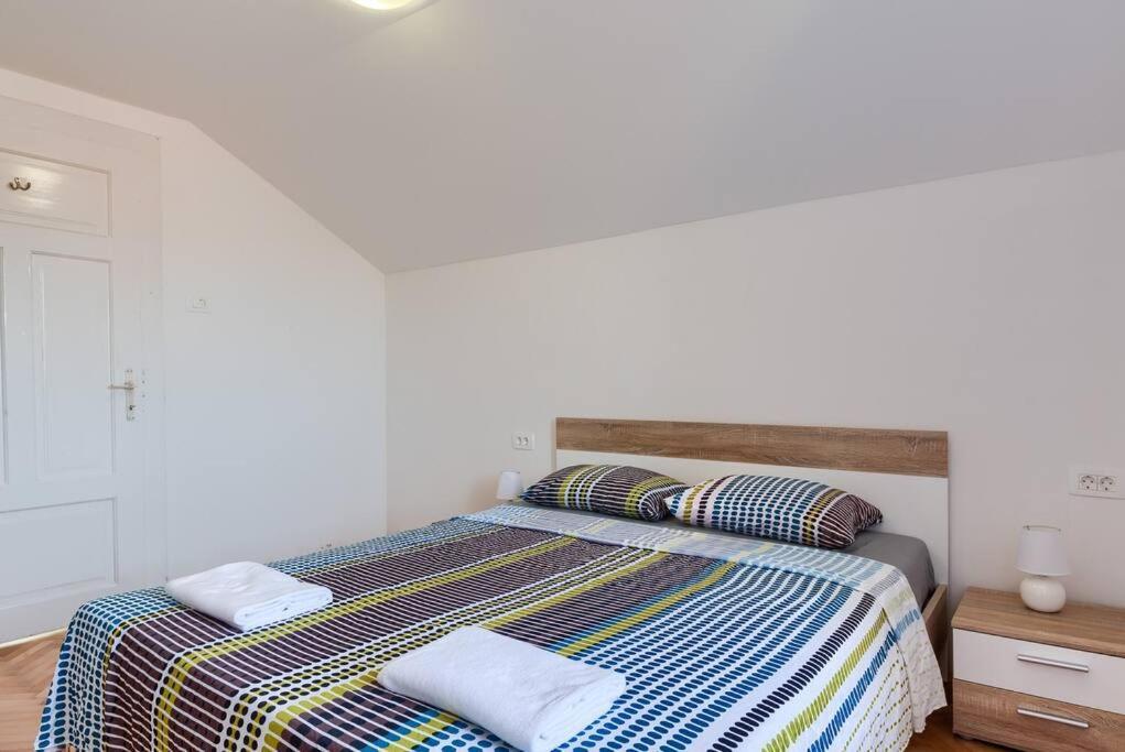 Apartment Leon
