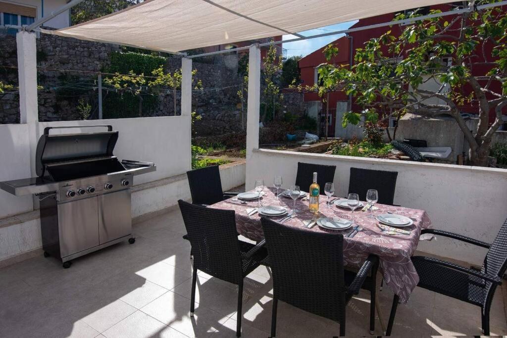 Leon Apartament